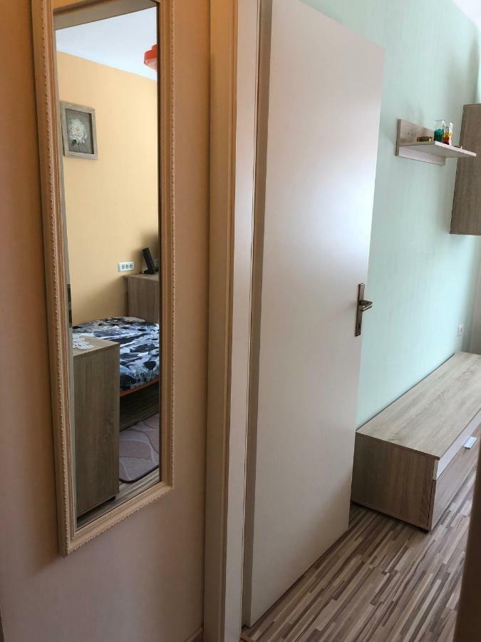 Apartma Mahnic Postojna Exterior photo