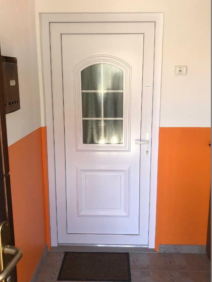 Apartma Mahnic Postojna Exterior photo